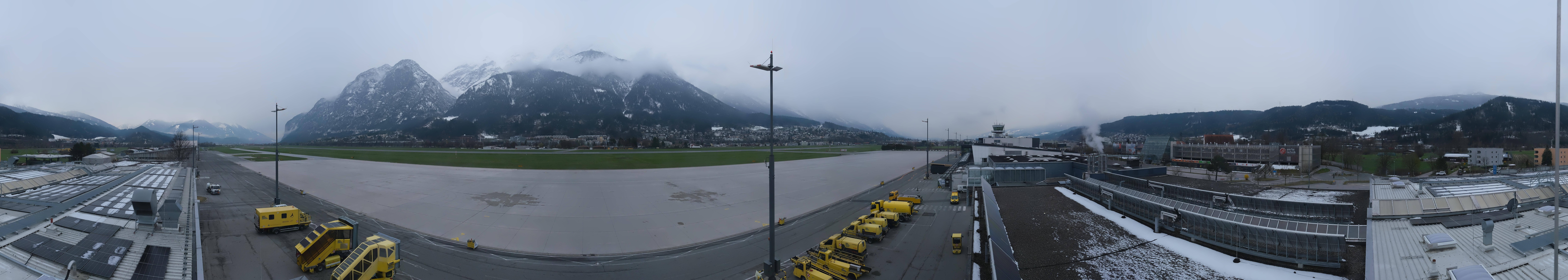 Archiv Foto Webcam Panorama Innsbruck Flughafen
