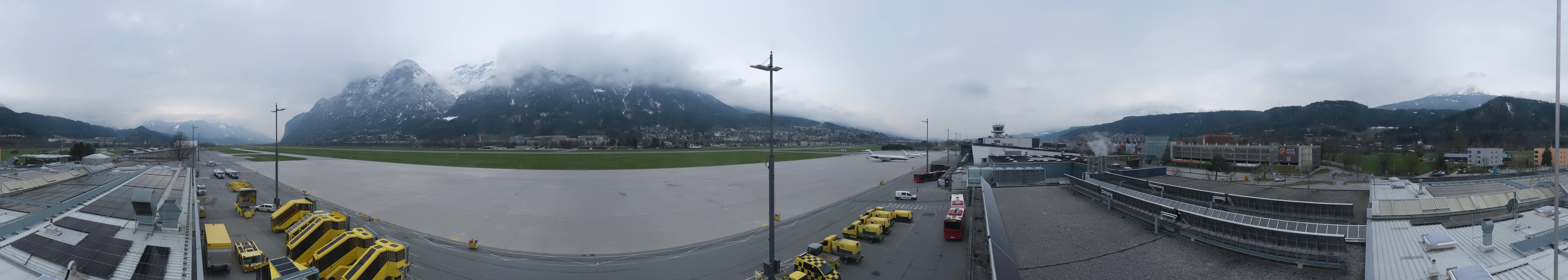 Archiv Foto Webcam Panorama Innsbruck Flughafen
