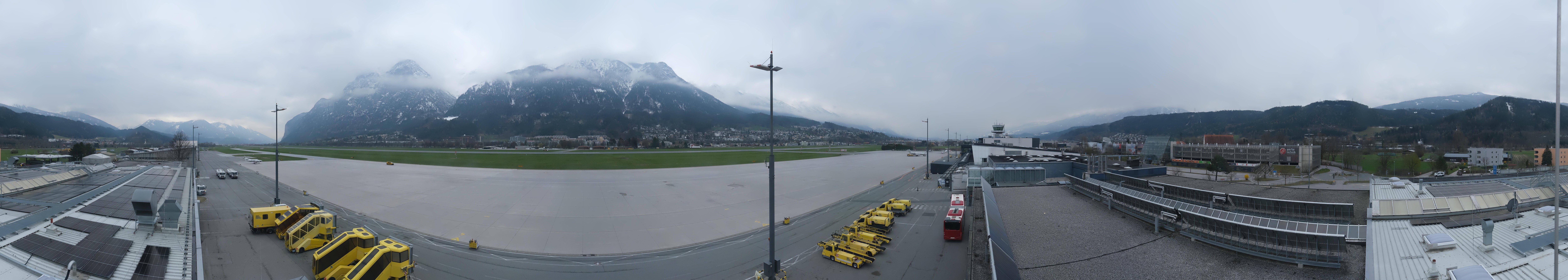 Archiv Foto Webcam Panorama Innsbruck Flughafen