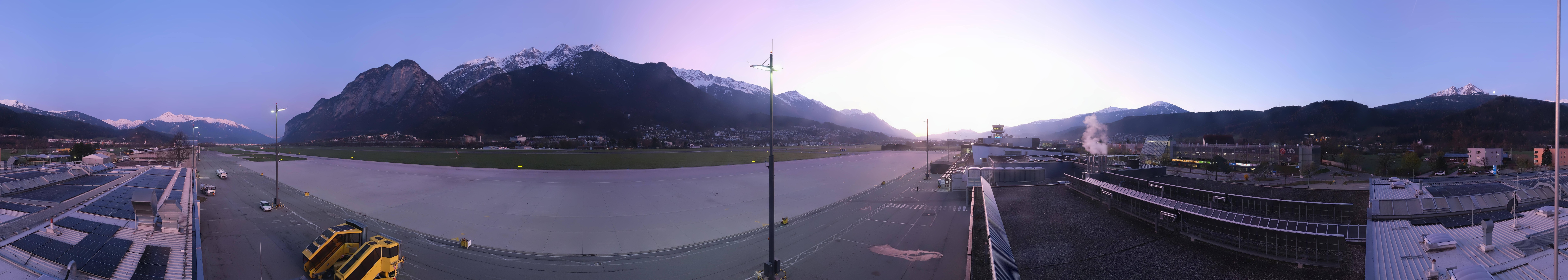 Archiv Foto Webcam Panorama Innsbruck Flughafen