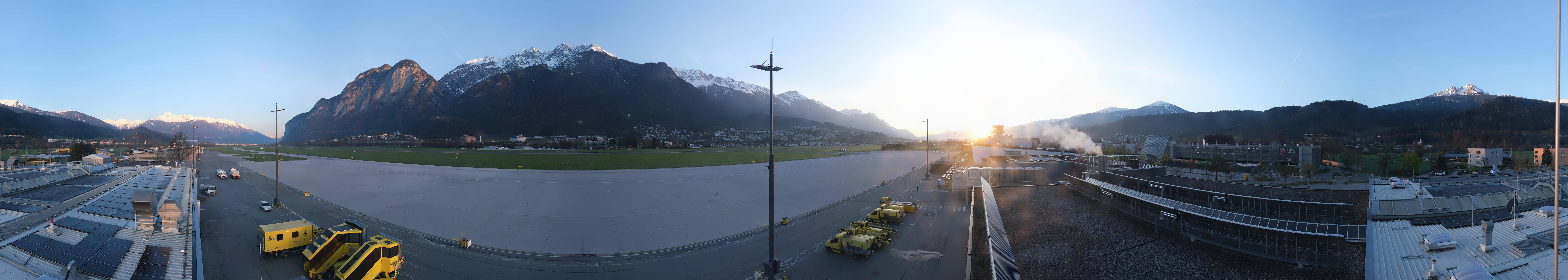 Archiv Foto Webcam Panorama Innsbruck Flughafen