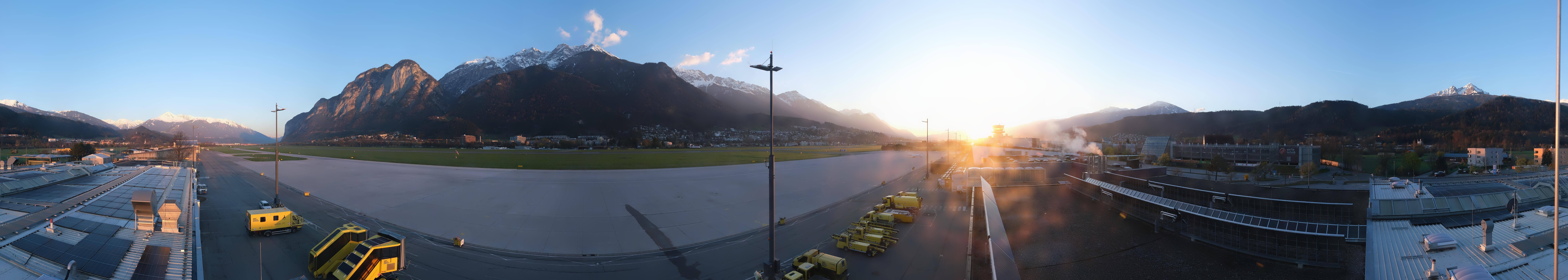 Archiv Foto Webcam Panorama Innsbruck Flughafen
