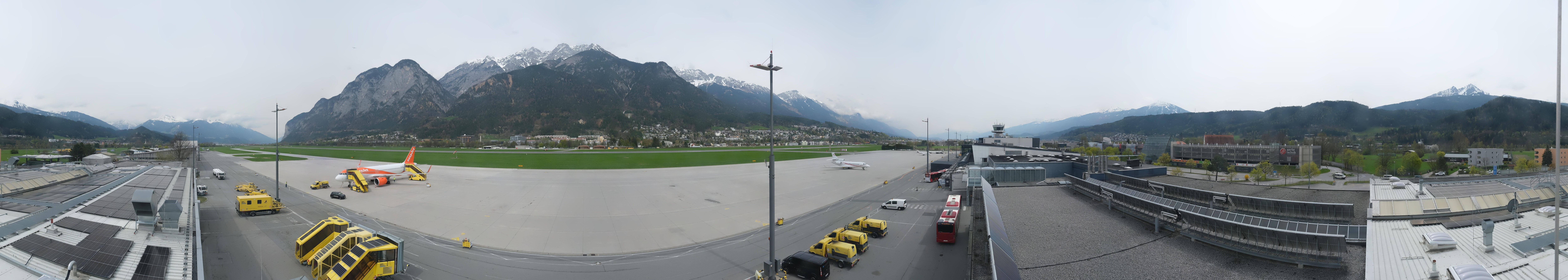 Archiv Foto Webcam Panorama Innsbruck Flughafen