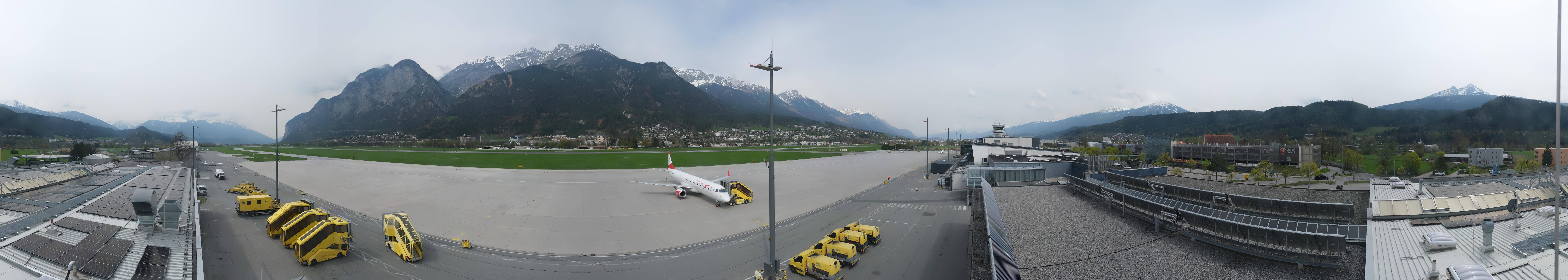Archiv Foto Webcam Panorama Innsbruck Flughafen