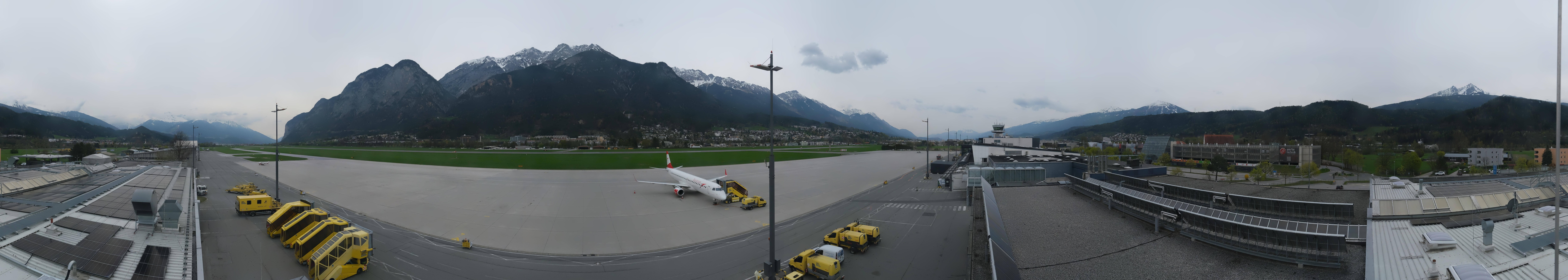 Archiv Foto Webcam Panorama Innsbruck Flughafen
