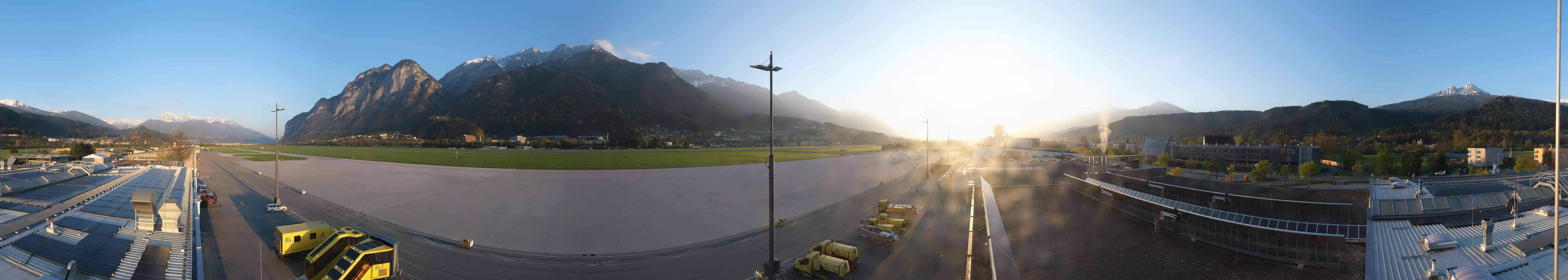 Archiv Foto Webcam Panorama Innsbruck Flughafen