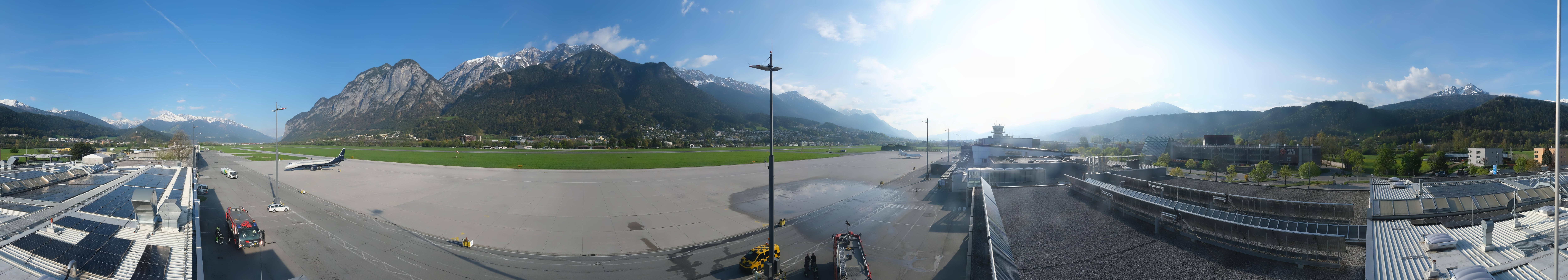 Archived image Webcam Airport Innsbruck Panorama