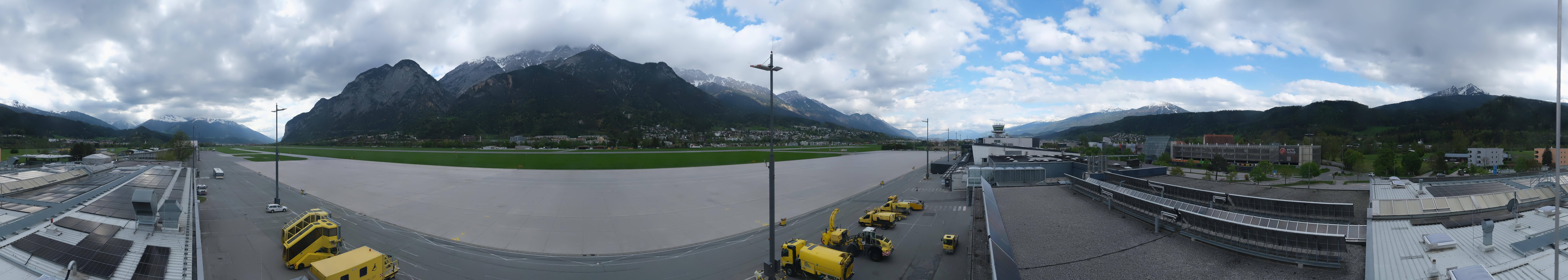 Archived image Webcam Airport Innsbruck Panorama