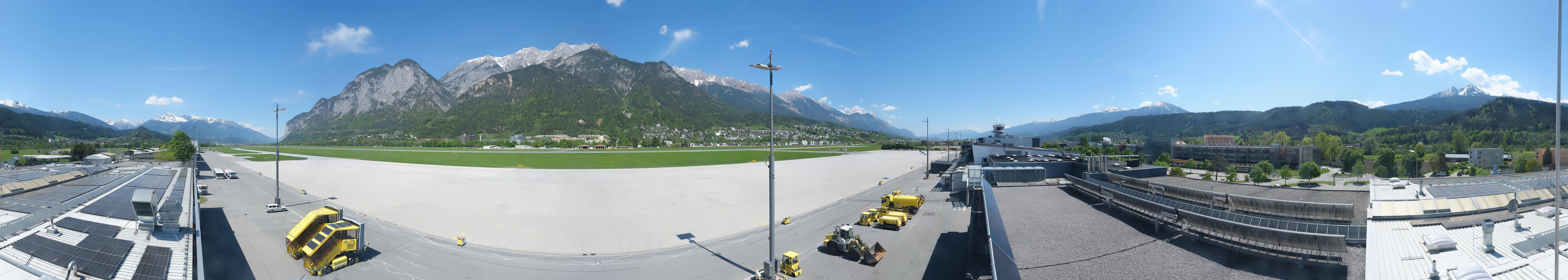 Archived image Webcam Airport Innsbruck Panorama