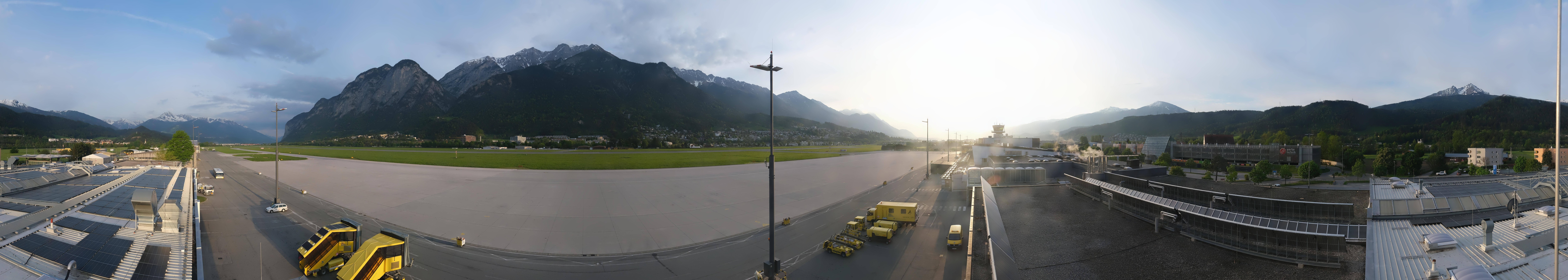 Archiv Foto Webcam Panorama Innsbruck Flughafen