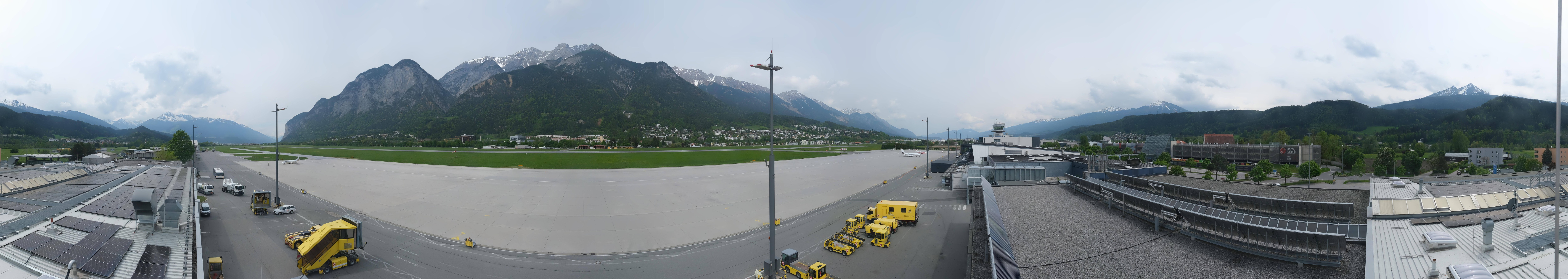 Archiv Foto Webcam Panorama Innsbruck Flughafen