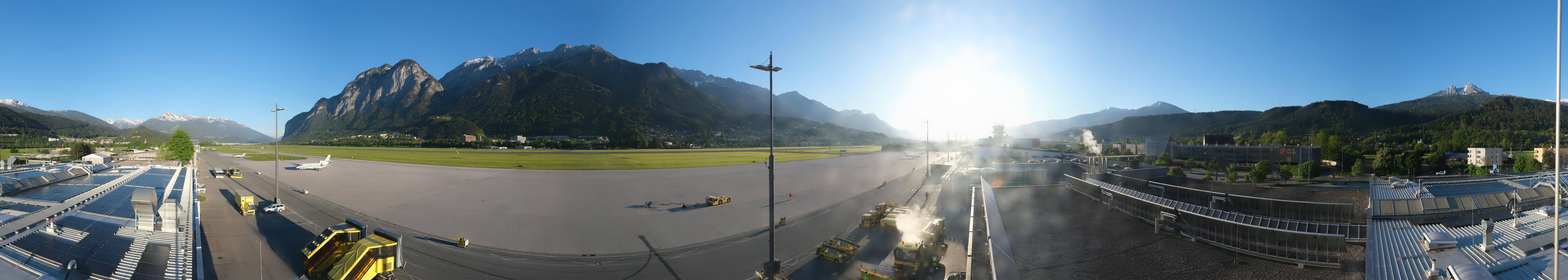 Archived image Webcam Airport Innsbruck Panorama
