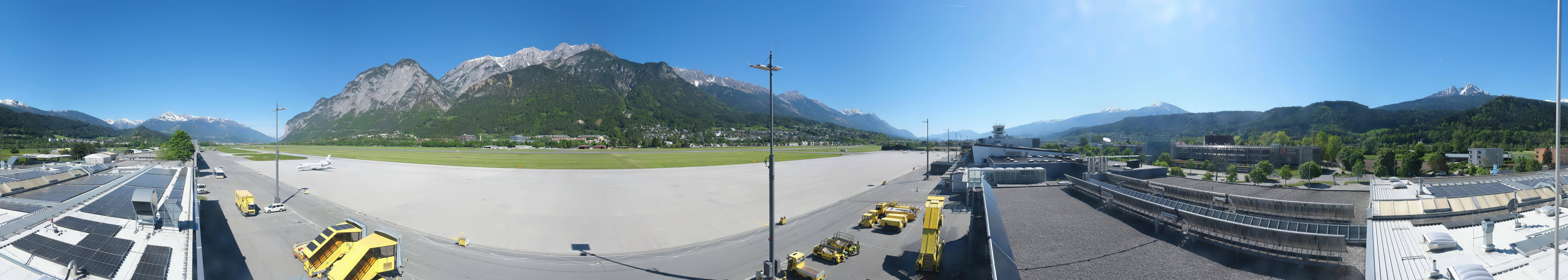 Archived image Webcam Airport Innsbruck Panorama