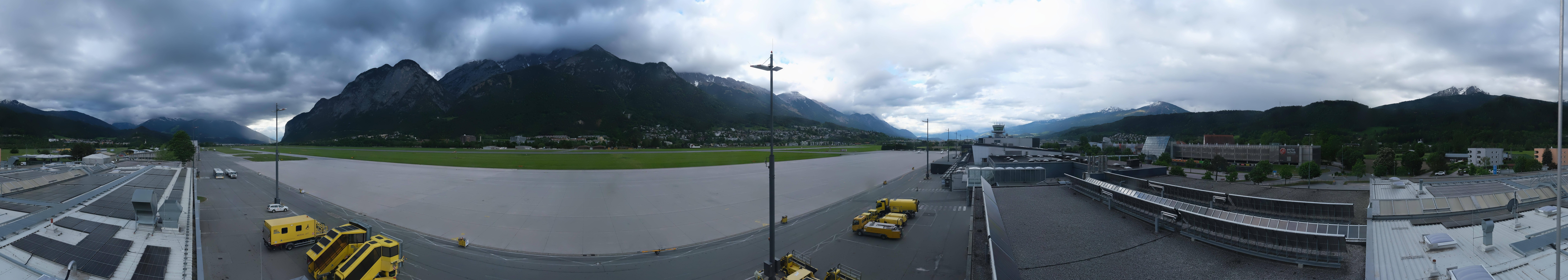 Archiv Foto Webcam Panorama Innsbruck Flughafen