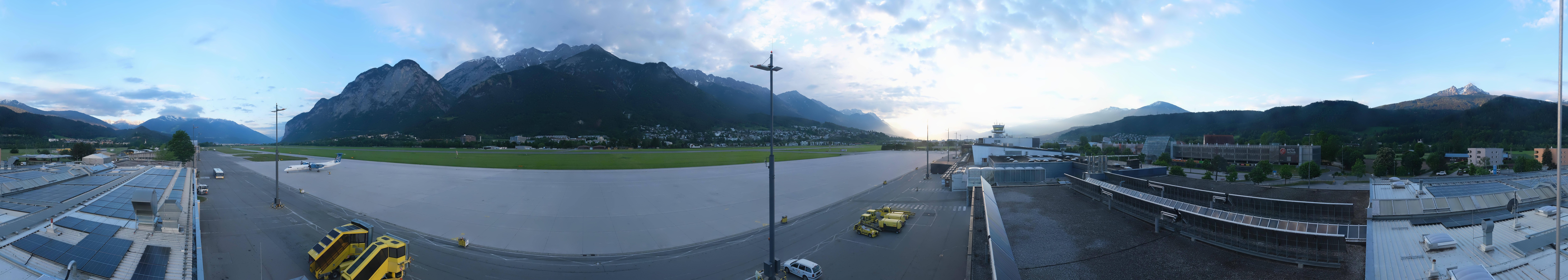 Archived image Webcam Airport Innsbruck Panorama
