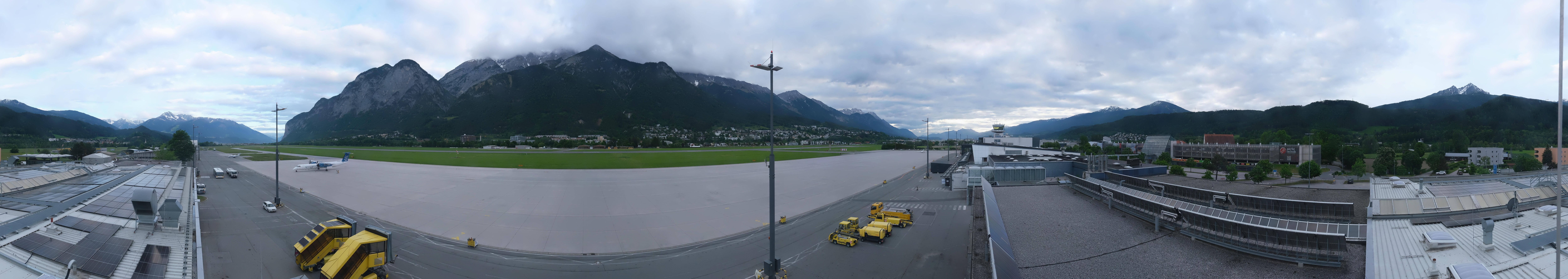 Archiv Foto Webcam Panorama Innsbruck Flughafen