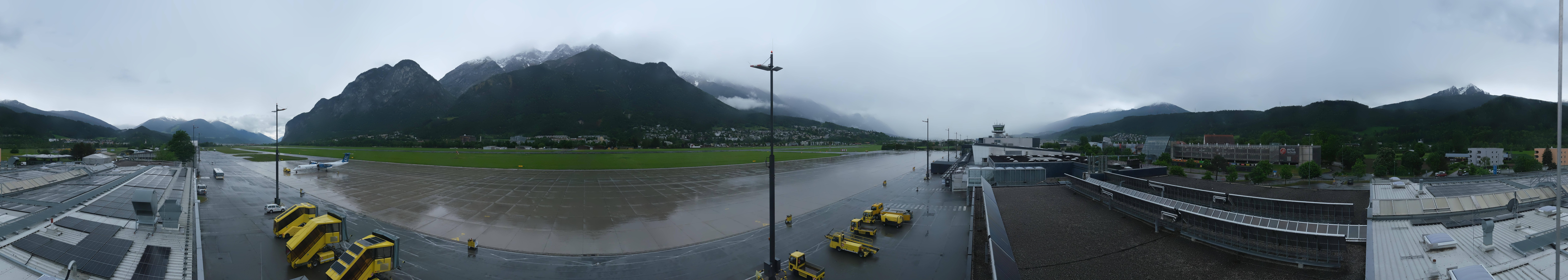 Archiv Foto Webcam Panorama Innsbruck Flughafen