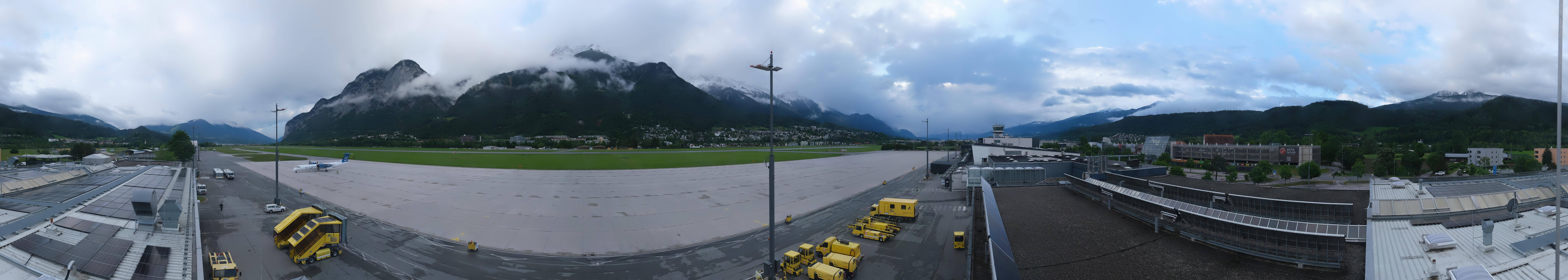 Archiv Foto Webcam Panorama Innsbruck Flughafen