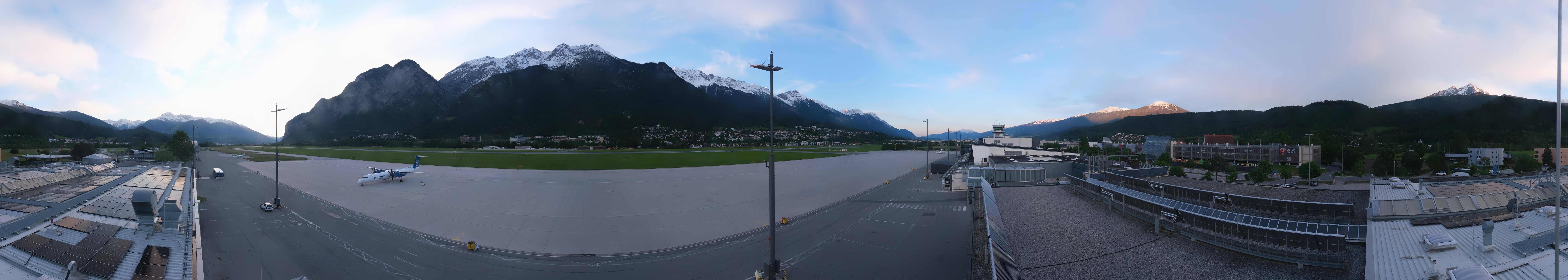 Archiv Foto Webcam Panorama Innsbruck Flughafen