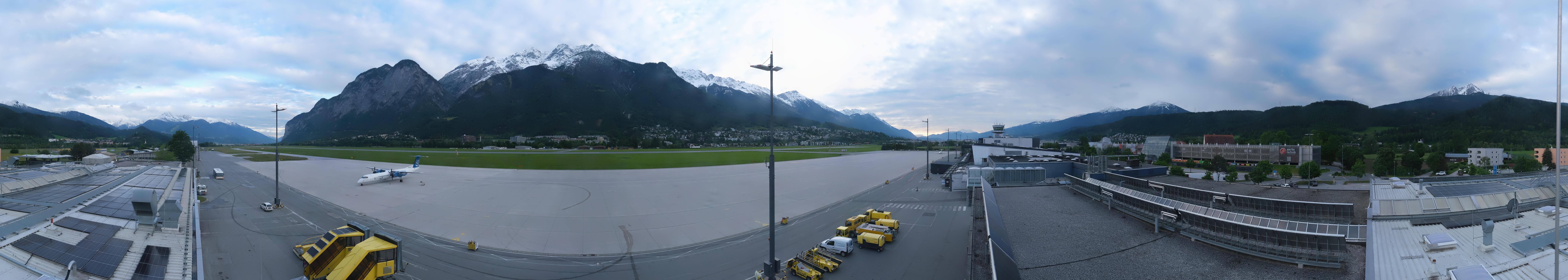 Archiv Foto Webcam Panorama Innsbruck Flughafen
