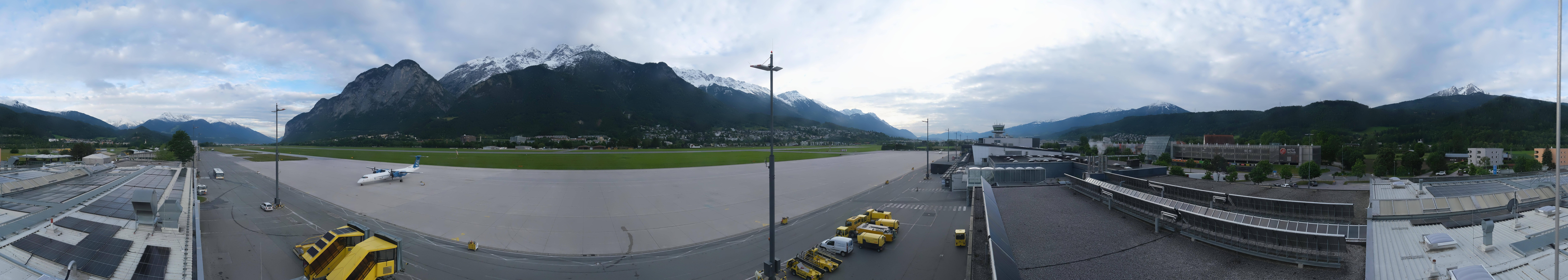 Archiv Foto Webcam Panorama Innsbruck Flughafen