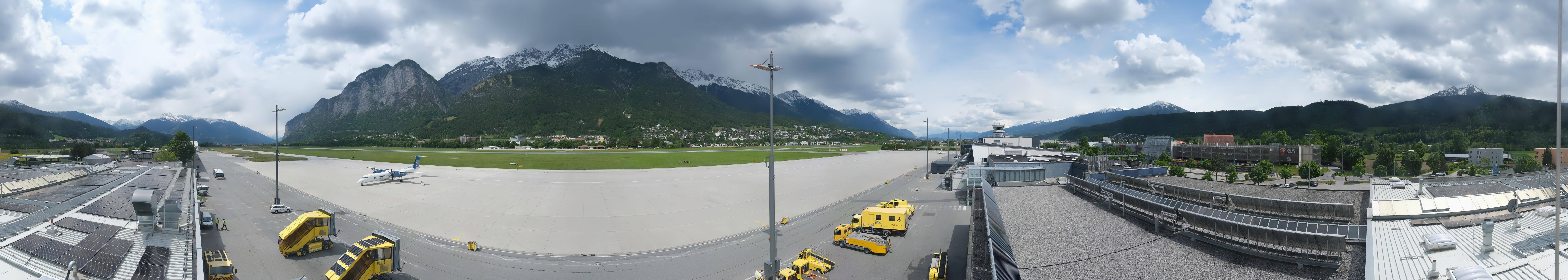 Archiv Foto Webcam Panorama Innsbruck Flughafen