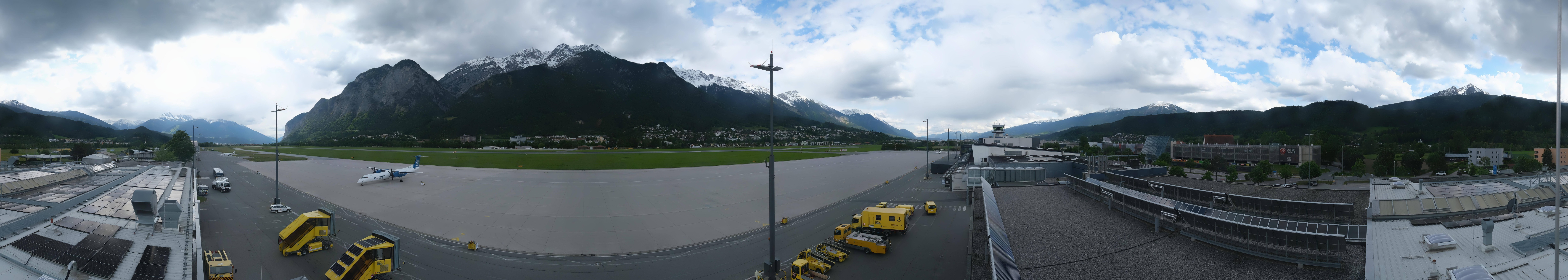 Archiv Foto Webcam Panorama Innsbruck Flughafen