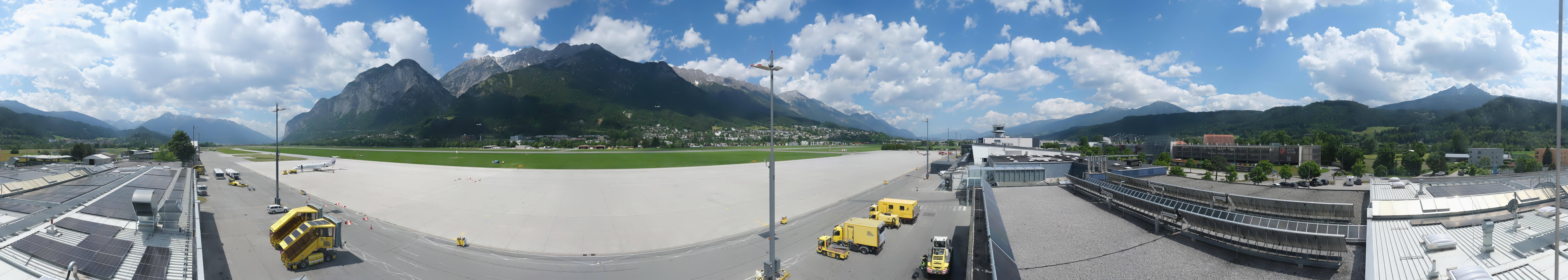 Archiv Foto Webcam Panorama Innsbruck Flughafen