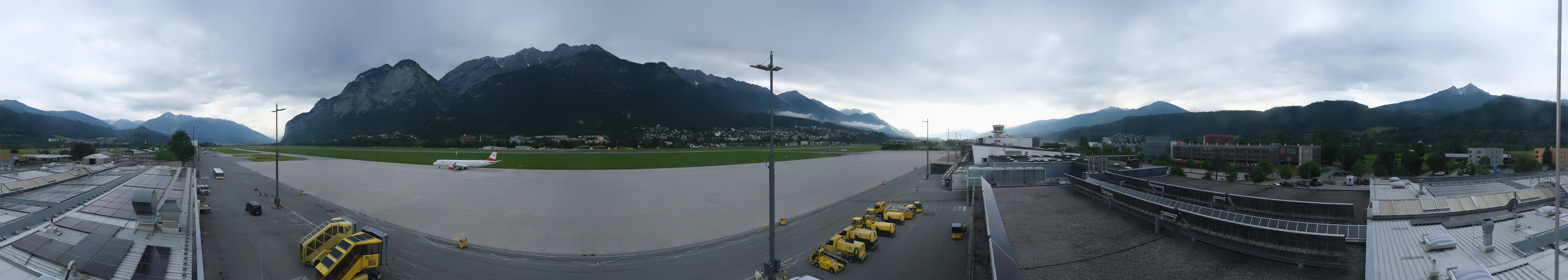 Archived image Webcam Airport Innsbruck Panorama