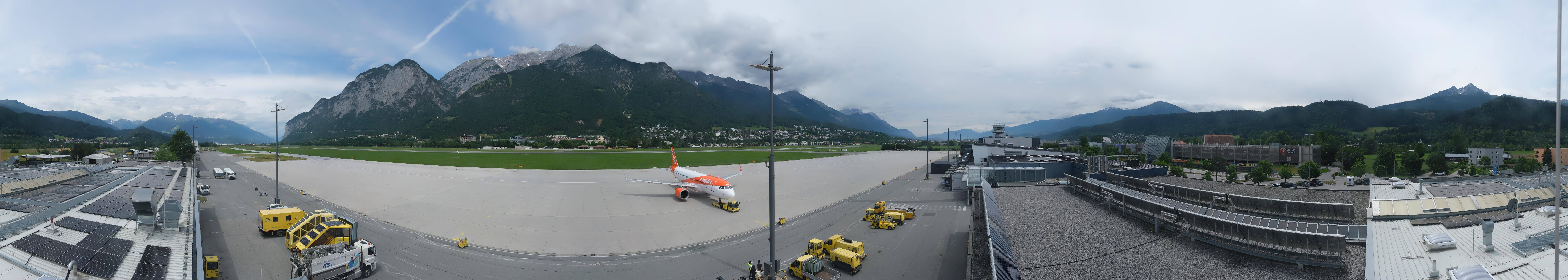 Archived image Webcam Airport Innsbruck Panorama