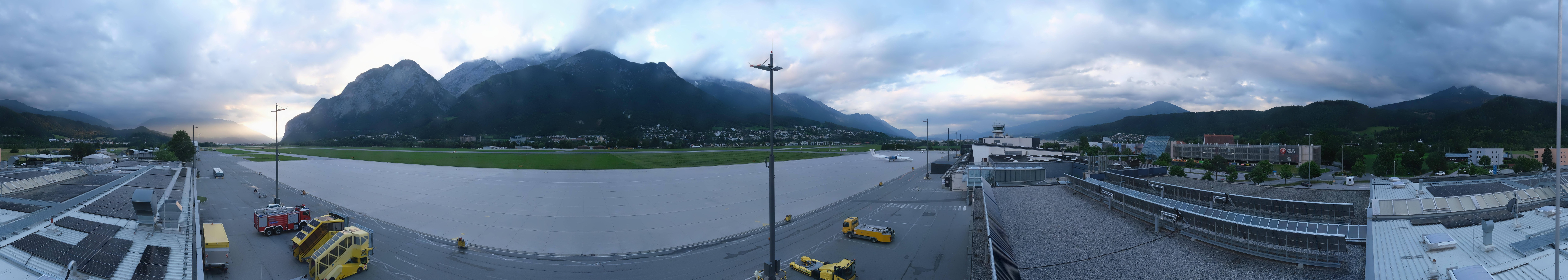 Archiv Foto Webcam Panorama Innsbruck Flughafen