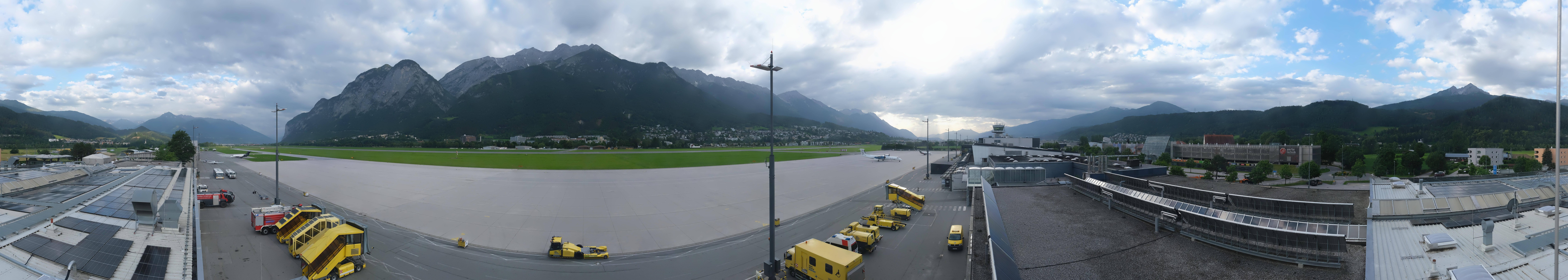 Archiv Foto Webcam Panorama Innsbruck Flughafen
