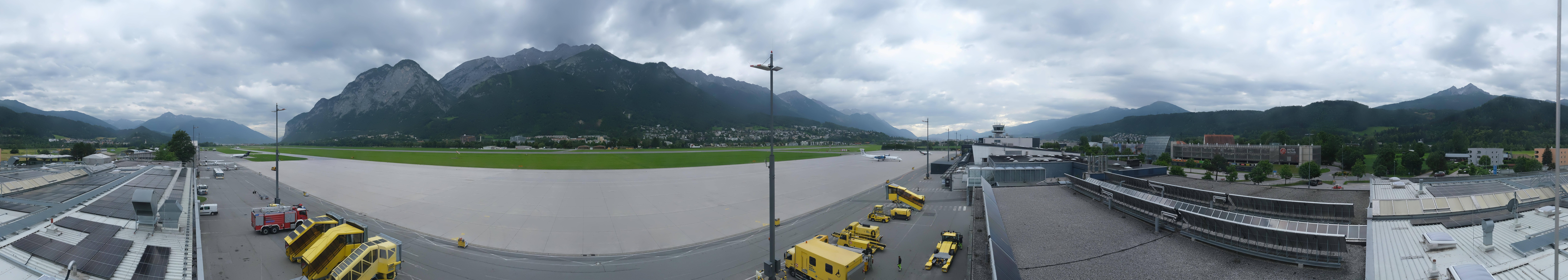 Archiv Foto Webcam Panorama Innsbruck Flughafen