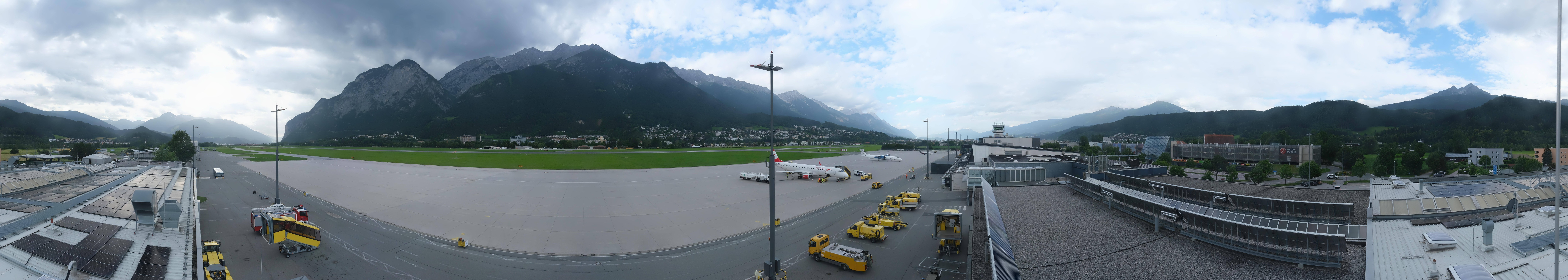 Archiv Foto Webcam Panorama Innsbruck Flughafen