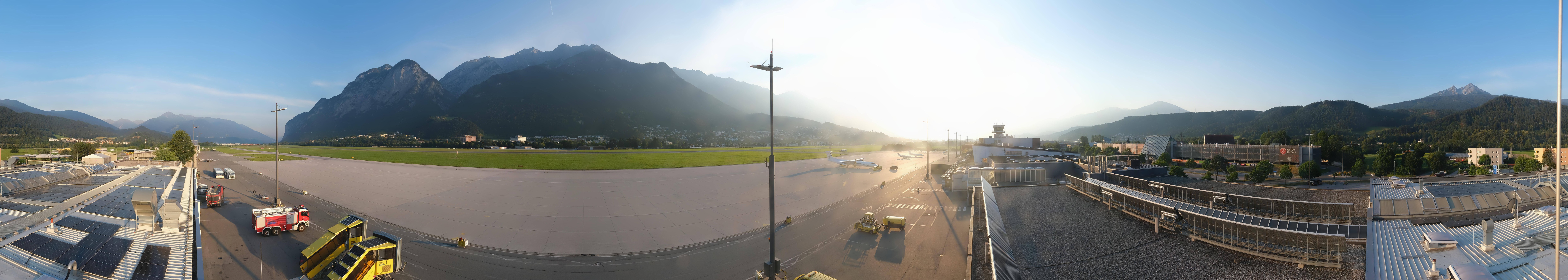 Archiv Foto Webcam Panorama Innsbruck Flughafen