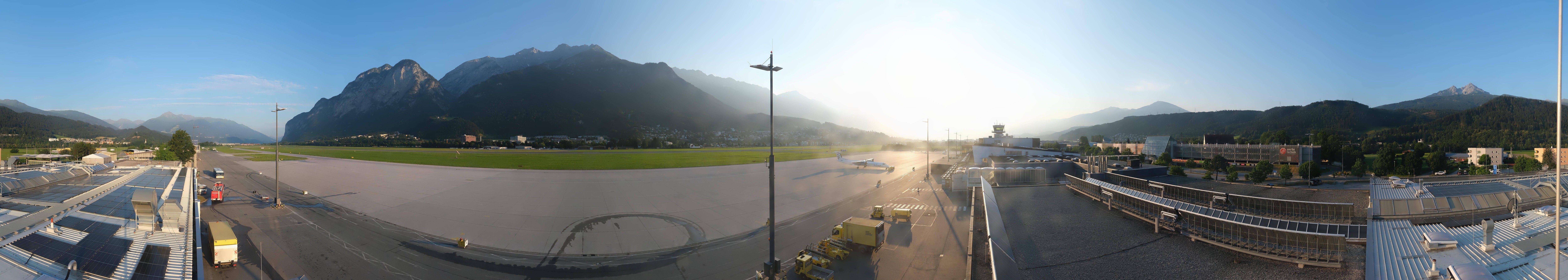 Archiv Foto Webcam Panorama Innsbruck Flughafen