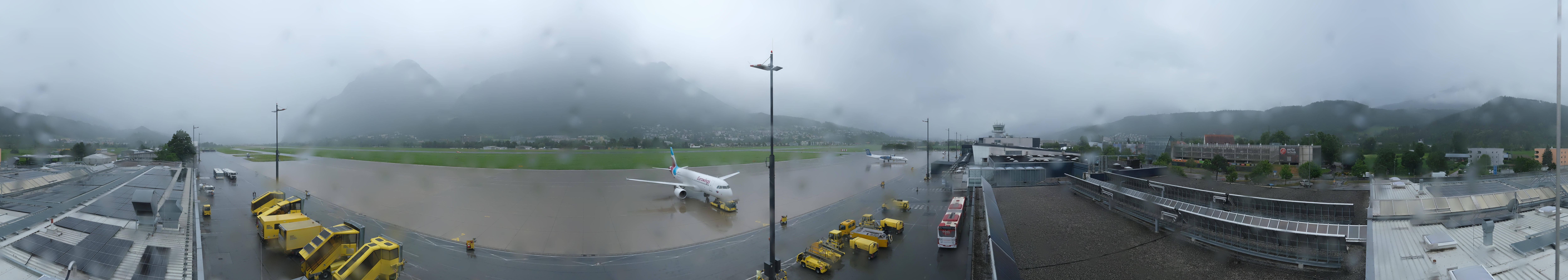 Archived image Webcam Airport Innsbruck Panorama