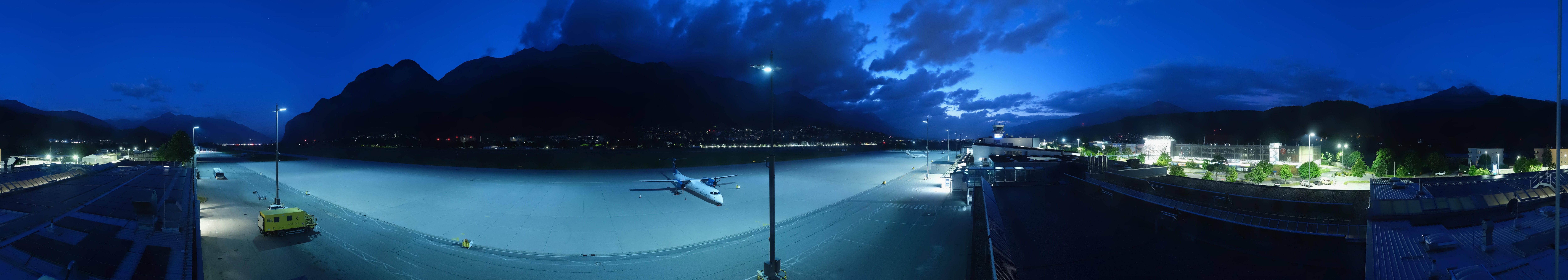 Archiv Foto Webcam Panorama Innsbruck Flughafen