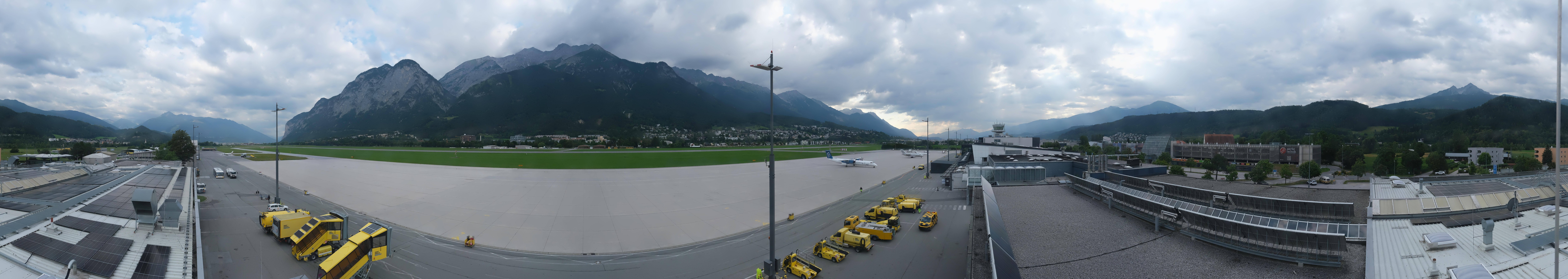 Archiv Foto Webcam Panorama Innsbruck Flughafen