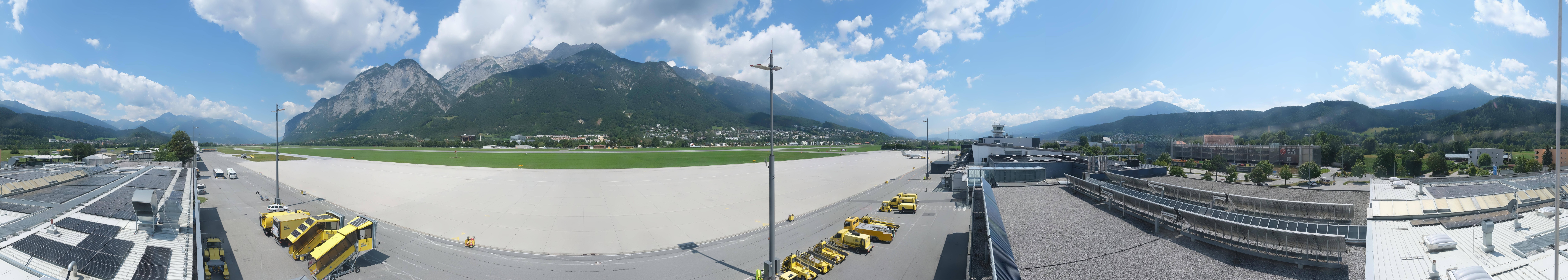 Archiv Foto Webcam Panorama Innsbruck Flughafen