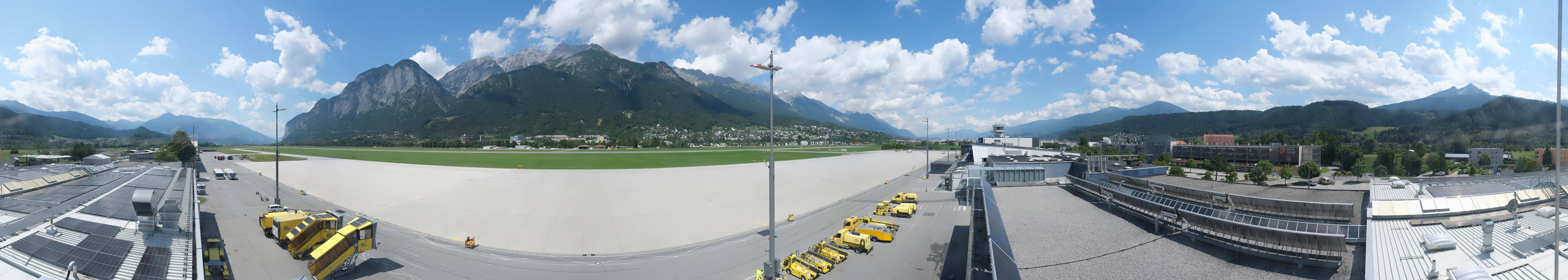 Archiv Foto Webcam Panorama Innsbruck Flughafen