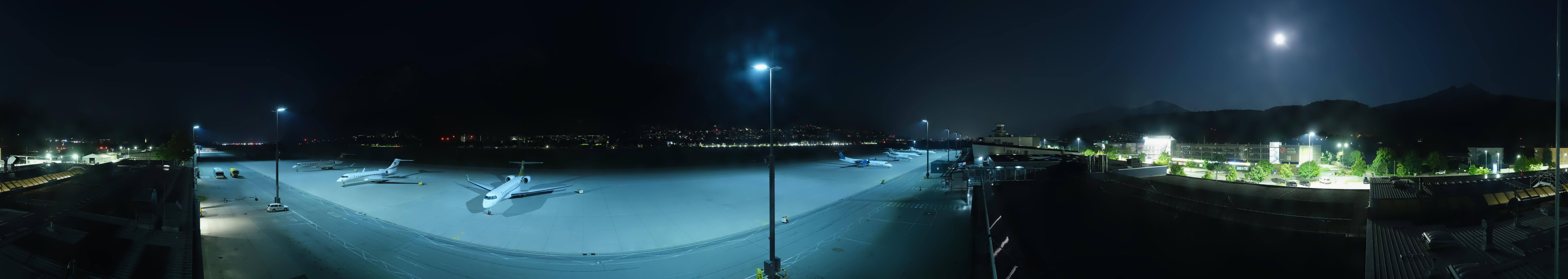 Archived image Webcam Airport Innsbruck Panorama
