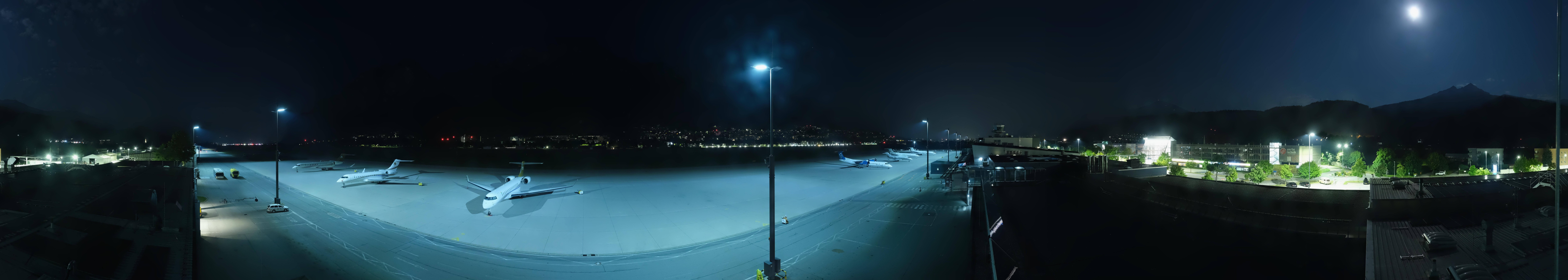 Archived image Webcam Airport Innsbruck Panorama