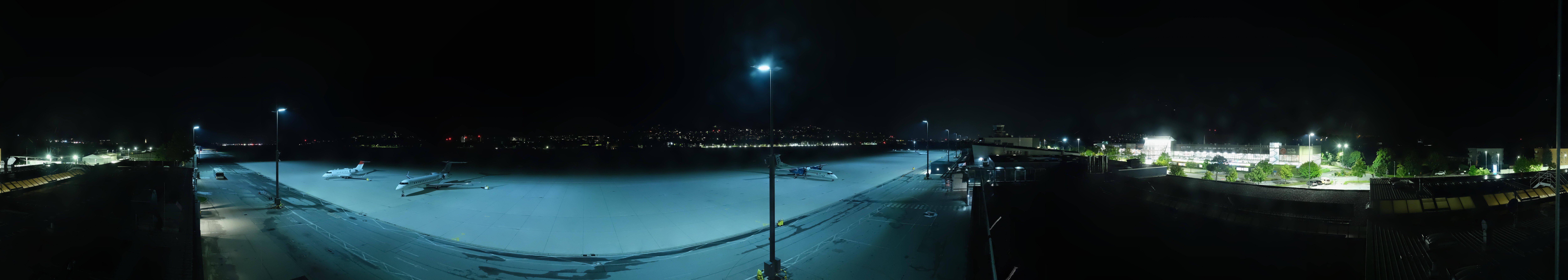 Archived image Webcam Airport Innsbruck Panorama