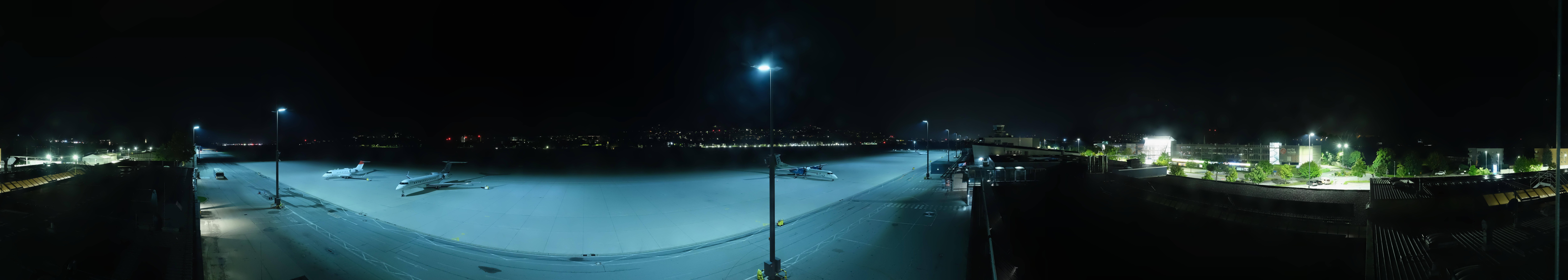 Archived image Webcam Airport Innsbruck Panorama