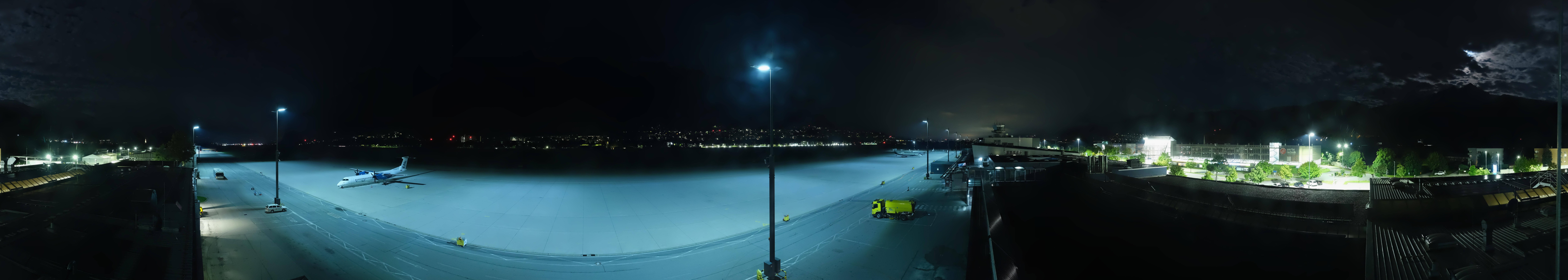 Archiv Foto Webcam Panorama Innsbruck Flughafen