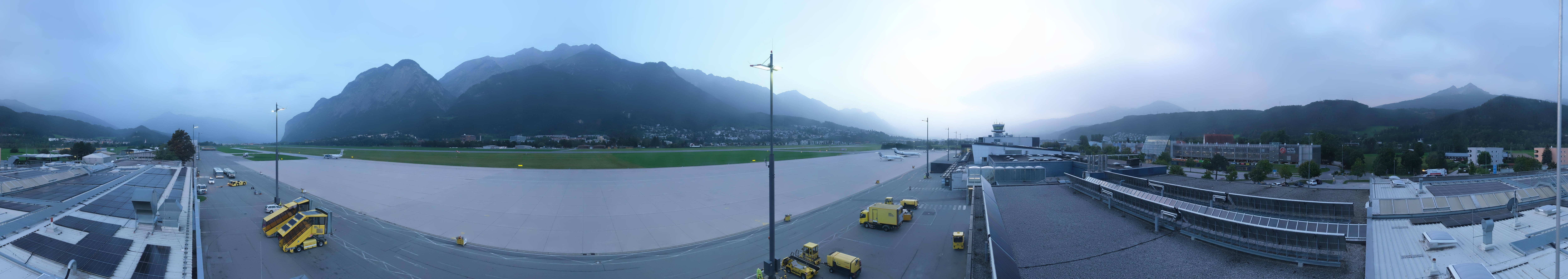 Archiv Foto Webcam Panorama Innsbruck Flughafen