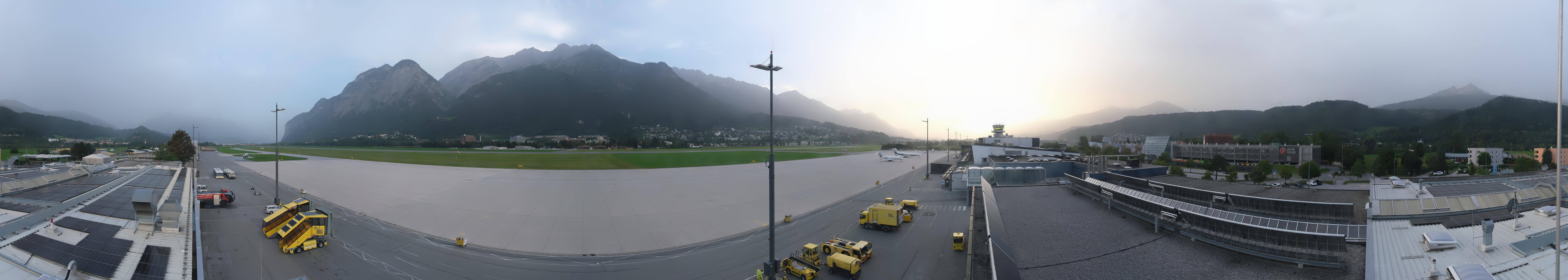 Archiv Foto Webcam Panorama Innsbruck Flughafen