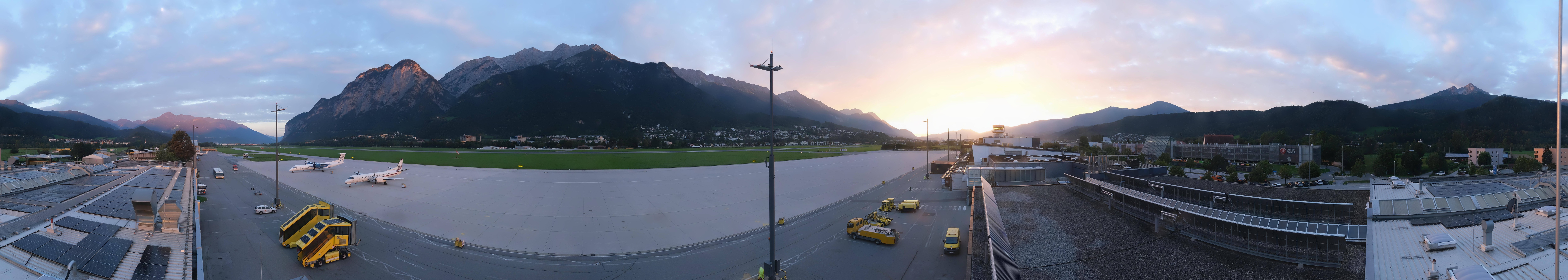 Archiv Foto Webcam Panorama Innsbruck Flughafen