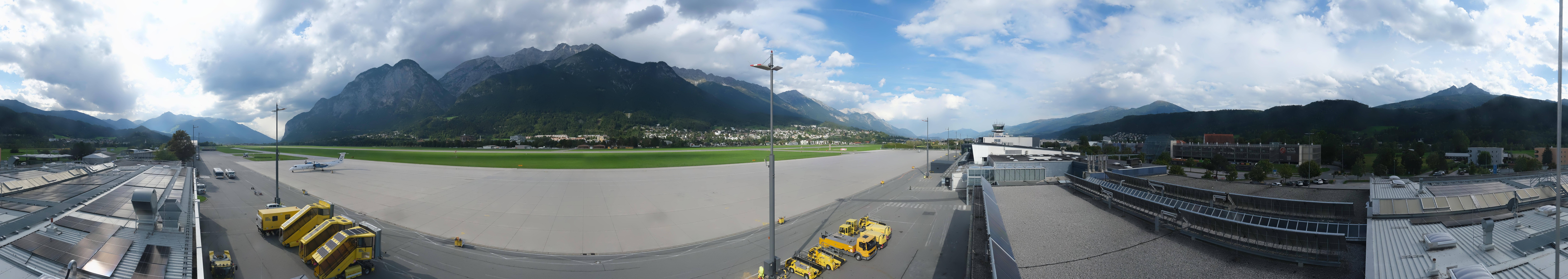 Archiv Foto Webcam Panorama Innsbruck Flughafen